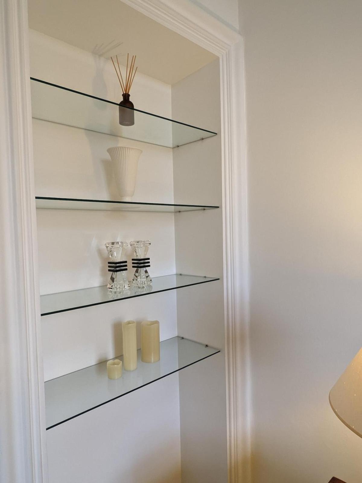 Immaculate One Bedroom Flat In The Centre Edinburgh
