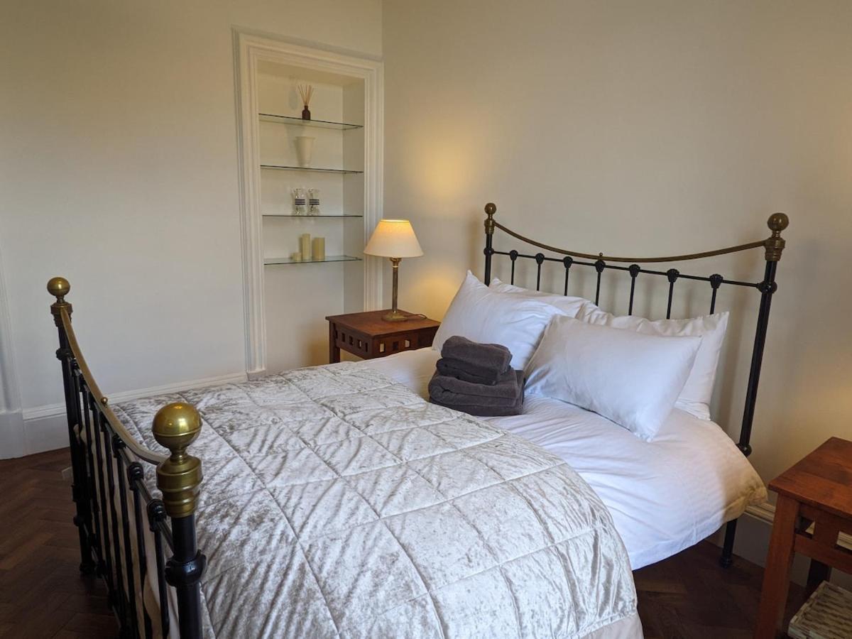 Apartment Immaculate One Bedroom Flat In The Centre *