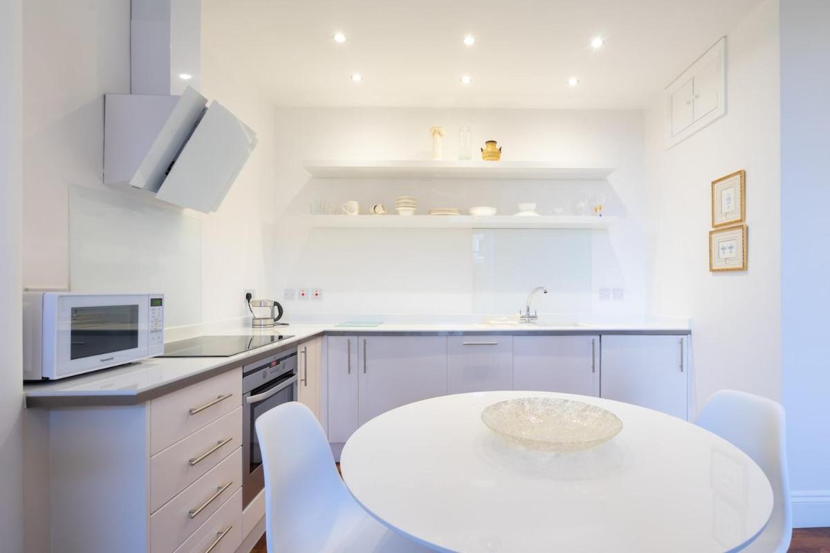 Immaculate One Bedroom Flat In The Centre Apartment